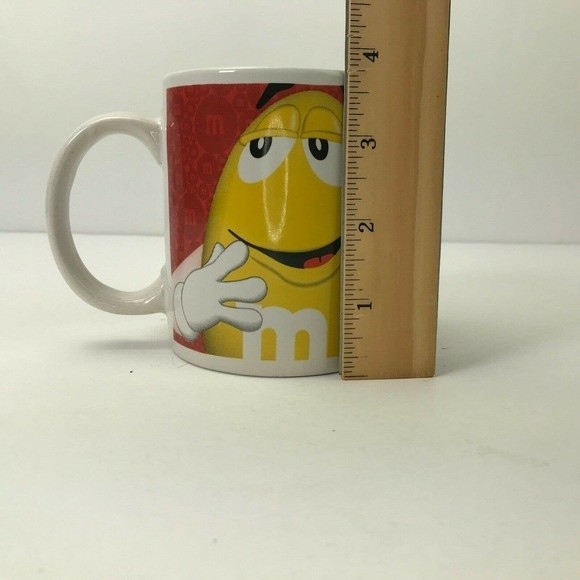 M&M Mug Official Licensed 2011 Collectors Promotional MUG Red & Yellow - Picture 8 of 10